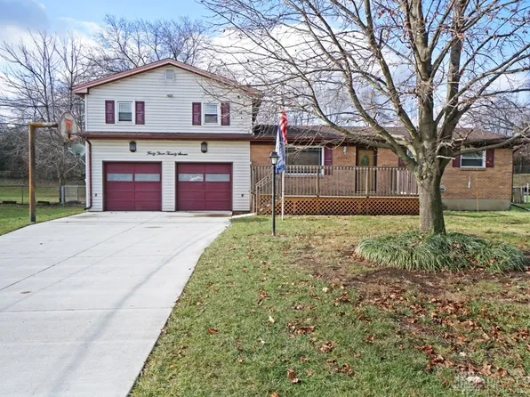 4327 Elk Creek Rd, Trenton, OH 45067