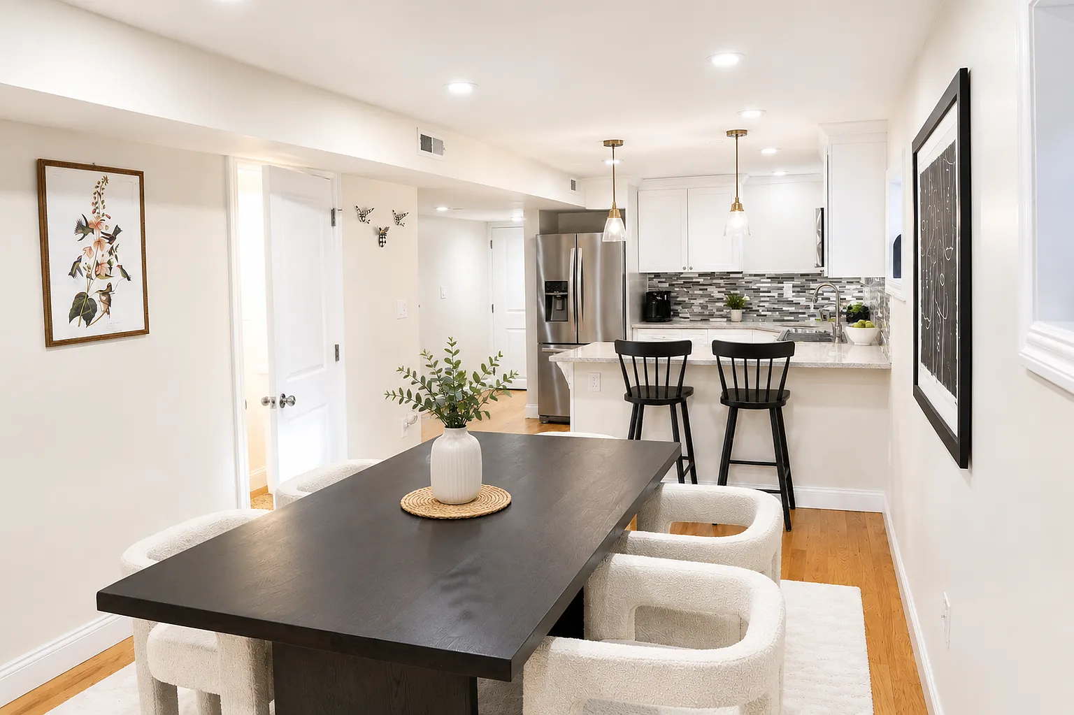 2 bed, 1.5 bath, 1199 sqft, $3,800 — Photo 4