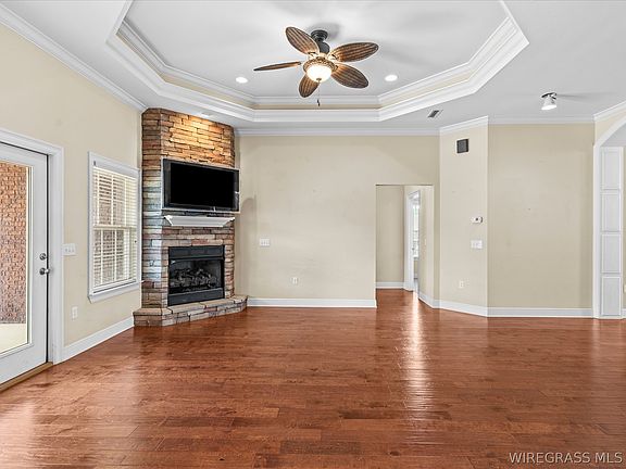 5th image of 202 Frisco Ln