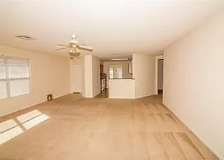 3 bed, 2.0 bath, 1807 sqft, $1,900 — Photo 3
