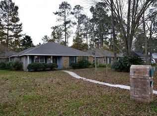 2193 McDonald St, Mandeville, LA 70448