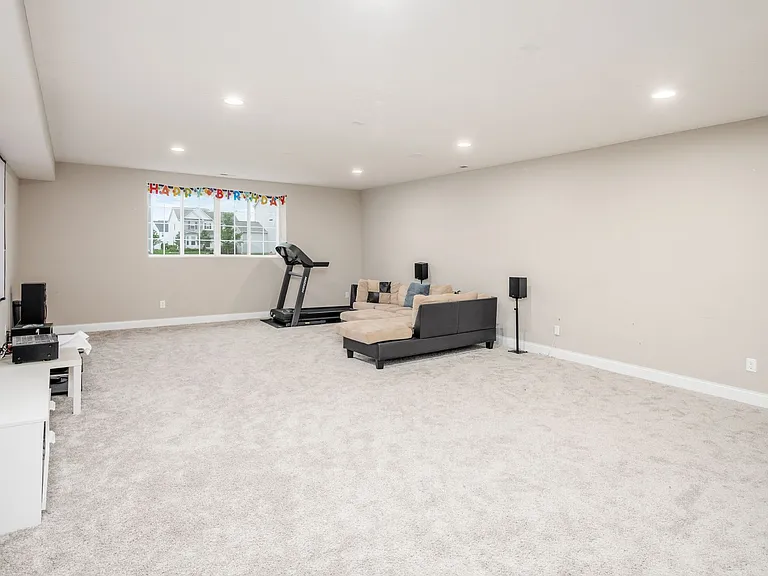 3793 Pyke Dr — Photo 24
