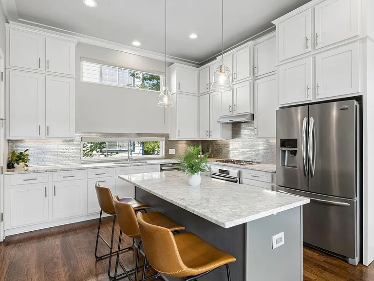 4402 Lafayette St #B — Photo 11