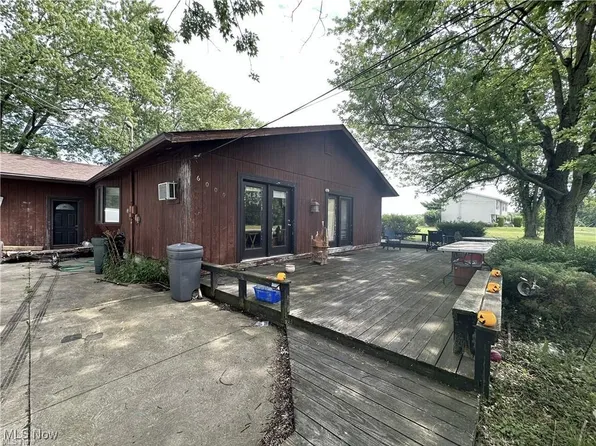 6009 Cinnamon Dr, West Salem, OH 44287