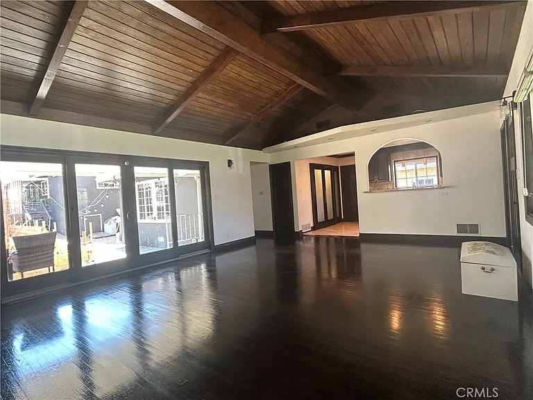 5726 Newlin Ave — Photo 3