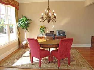 924 Grey Village Cir, Marietta, GA 30068