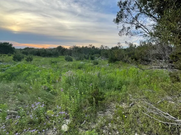 Wd Ct, Lipan, TX 76462