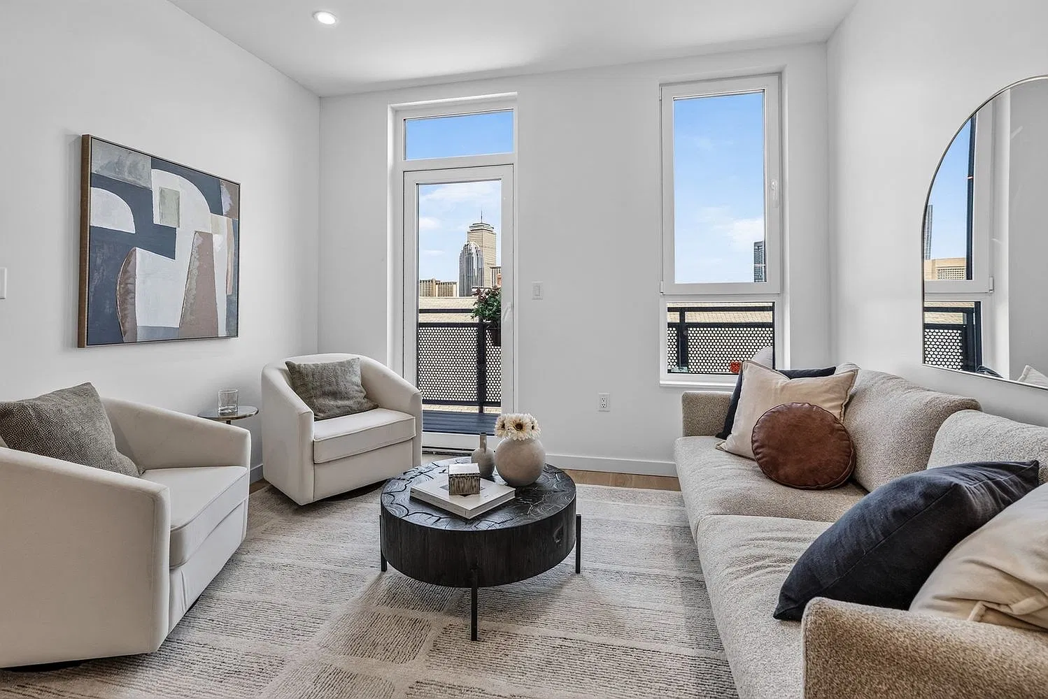 2 bed, 1.5 bath, 870 sqft, $4,200 — Photo 2