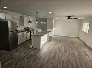 190 N Oak Grove Rd, Memphis, TN 38120