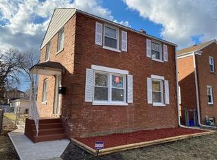 2002 S 23rd Ave, Broadview, IL 60155