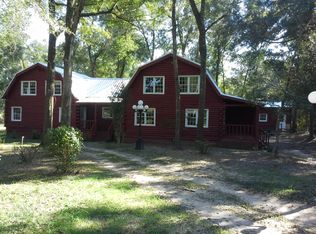 612 W Wade St, Trenton, FL 32693