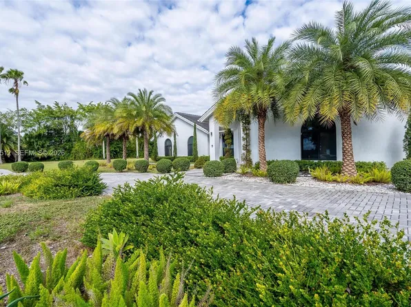 17795 SW 158th St, Miami, FL 33187