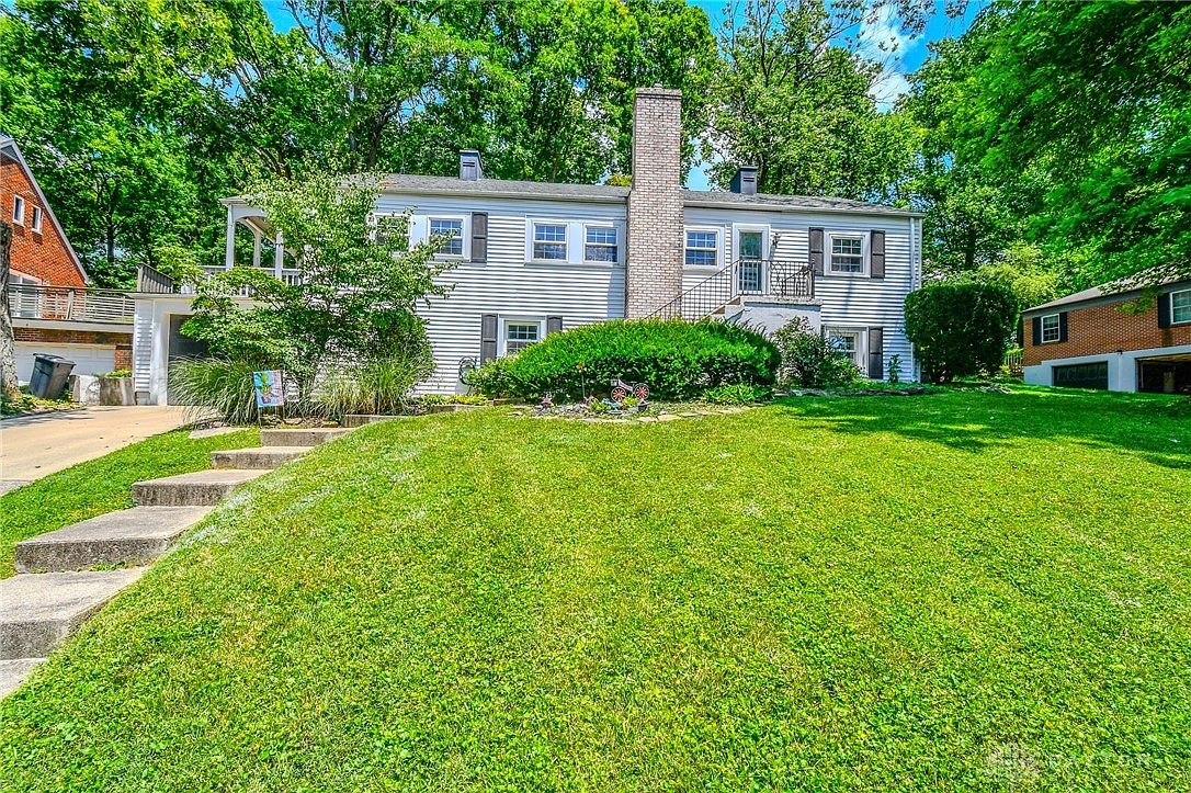 1225 Robert Dickey Pkwy