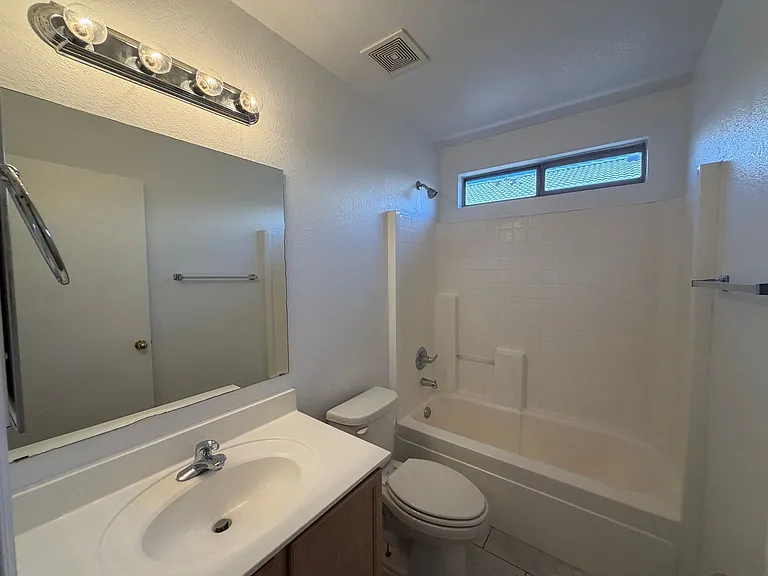 9247 W Brown St — Photo 9
