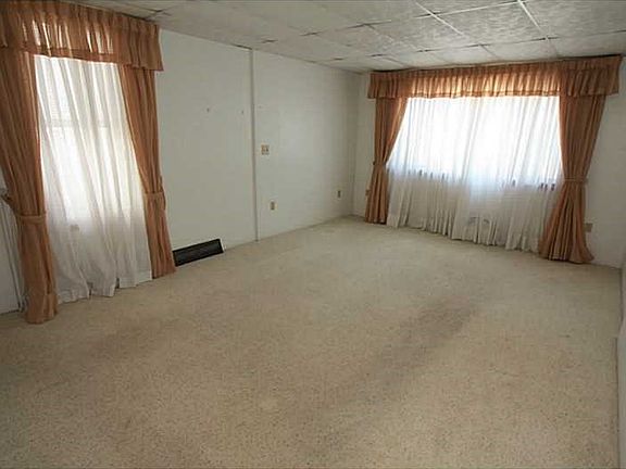 2nd image of 330 Gertrude St