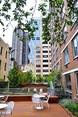 Rented by Winzone Realty Inc | media 42