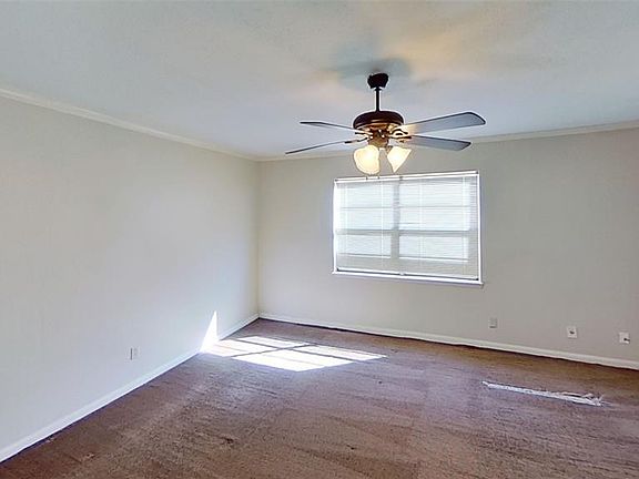 3rd image of 3480 Bridgewood Ln #1