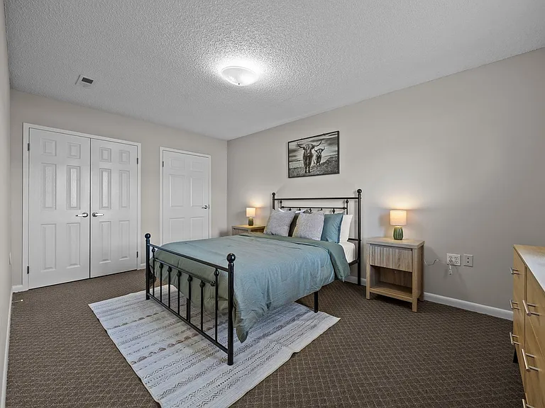 21 Collins Dr #D — Photo 16