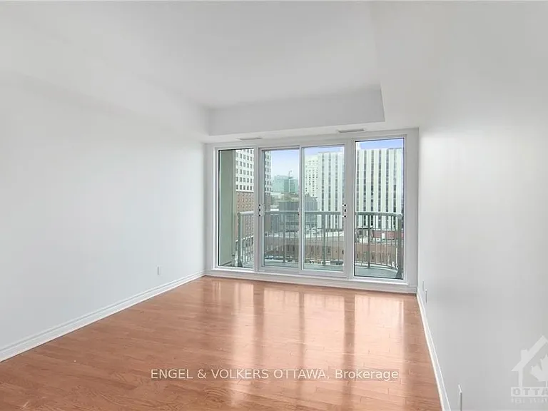 200 Rideau St #904 — Photo 10