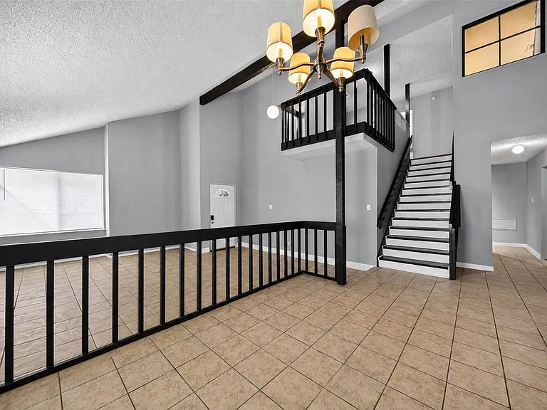 13610 Sunswept Way — Photo 3