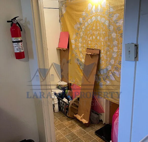 1526 Grand Ave #3 — Photo 4