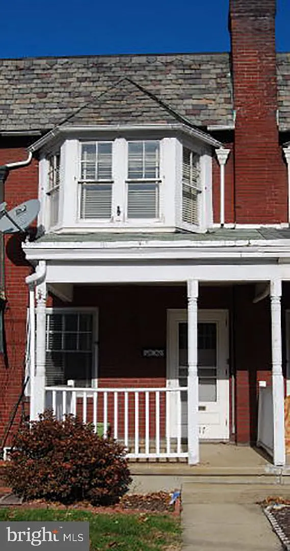 2517 Perkiomen Ave photo 1