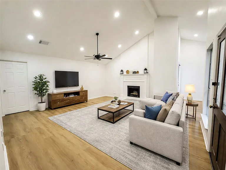 18322 Autumn Trails Ln — Photo 15