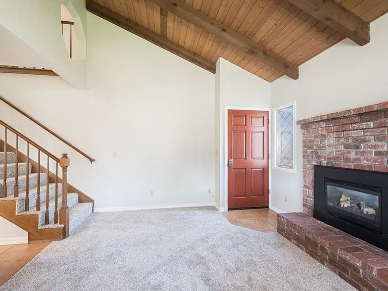 1396 Brighton Ave — Photo 3