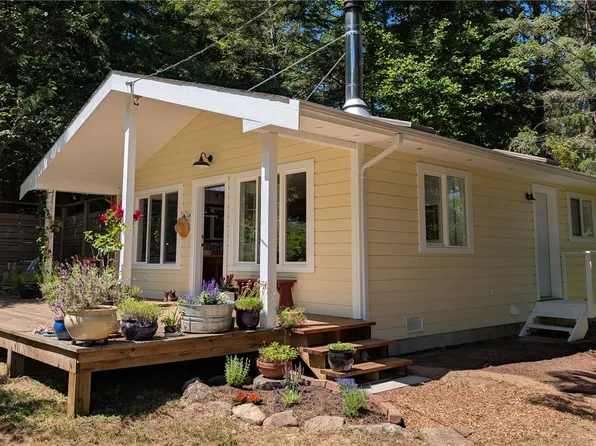 3185 Silva Bay Rd, Nanaimo, BC V0R 1X7