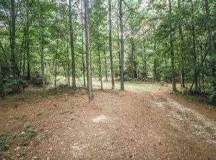 1725 Owens Rd, Terry, MS 39170