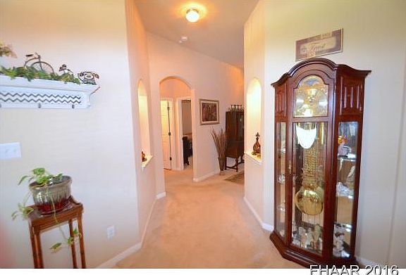 2nd image of 913 Great Sand Dunes Ave