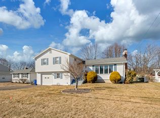 26 Shepard Rd, West Hartford, CT 06110