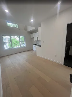 Living room, photo 1
