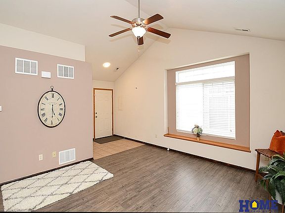 4th image of 812 Norwood Dr