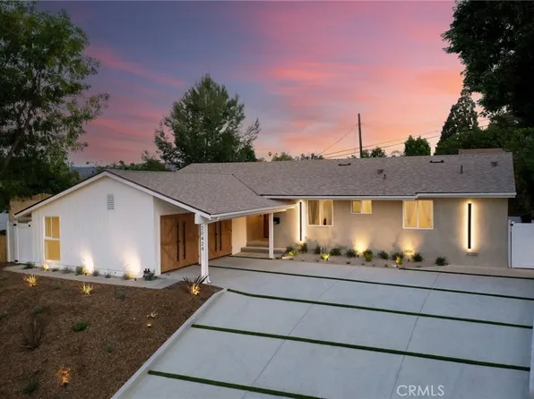 20424 Tiara St, Woodland Hills, CA 91367