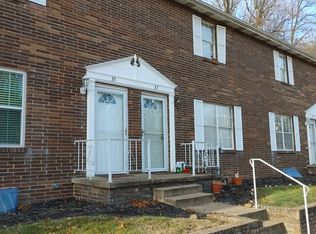 35 Campbell Dr, Parkersburg, WV 26104