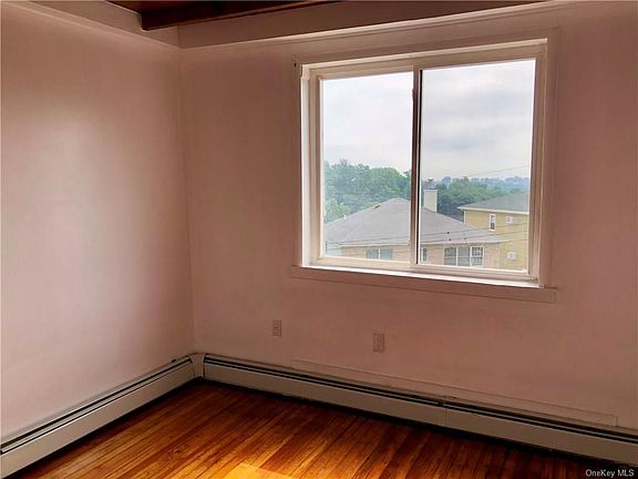 5th image of 91 Portland Pl APT 2