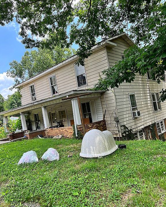 1st image of 263 Graceland Dr