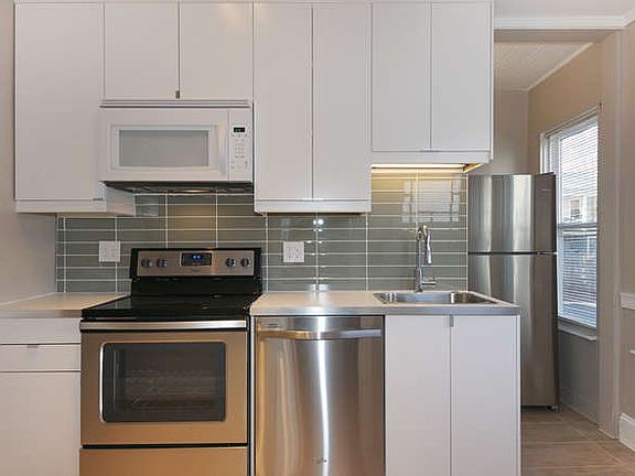 5th image of 48 Bank St Unit 1