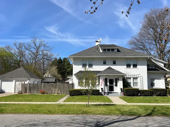 54 Fernleaf Ave, Longmeadow, MA 01106