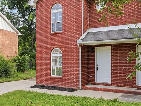 4th image of 1521 Center Pointe Dr