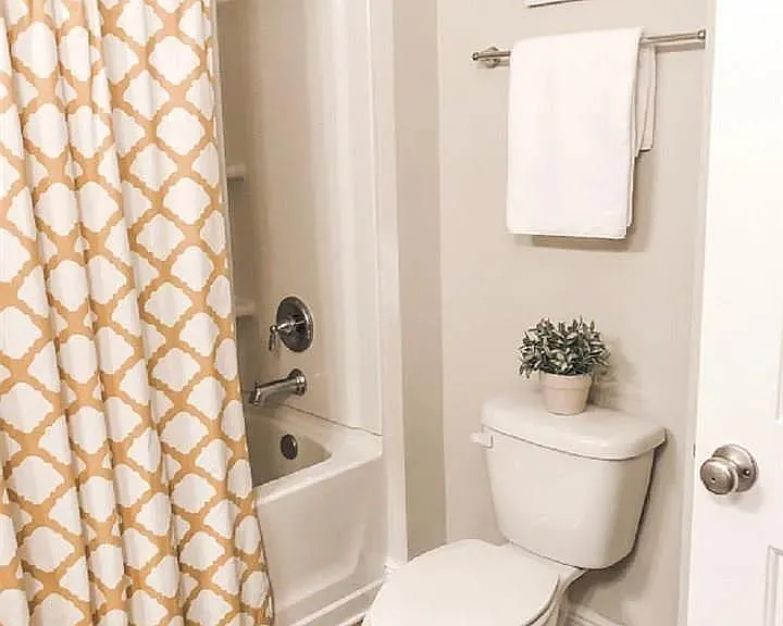 4873 Dupont Cir — Photo 10