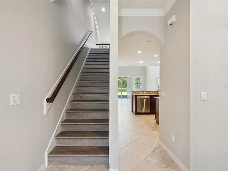 5640 Siracusa Ln — Photo 16