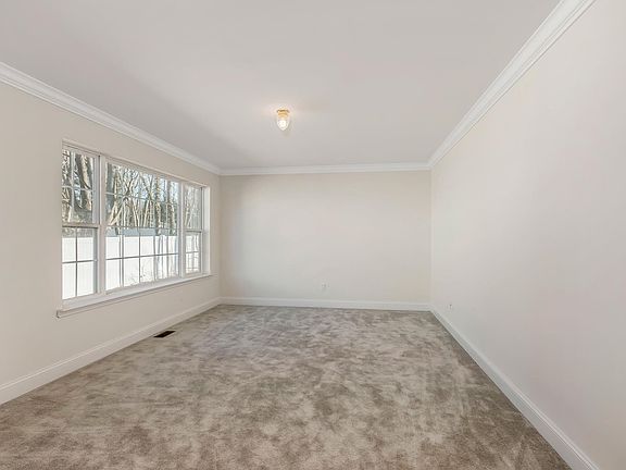 5th image of 3 Brookvale Ln