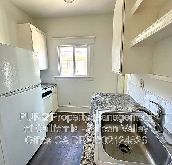 373 Richmond Ave #2 — Photo 6