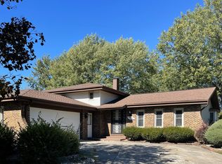 5200 W 85th Pl, Crown Point, IN 46307
