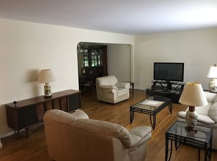 236 Birchwood Rd, Old Tappan, NJ 07675