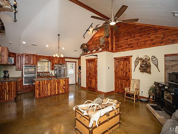 6th image of this home