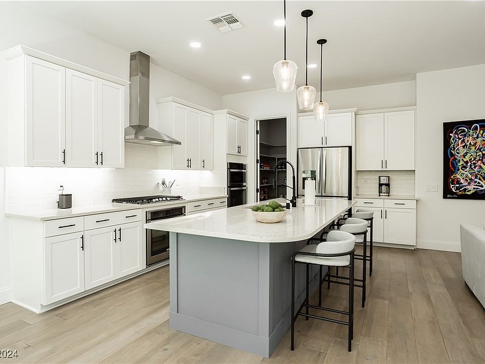 1st image of 3455 Tarbena Dr