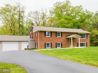 10960 Lawrence Dr, Waldorf, MD 20603